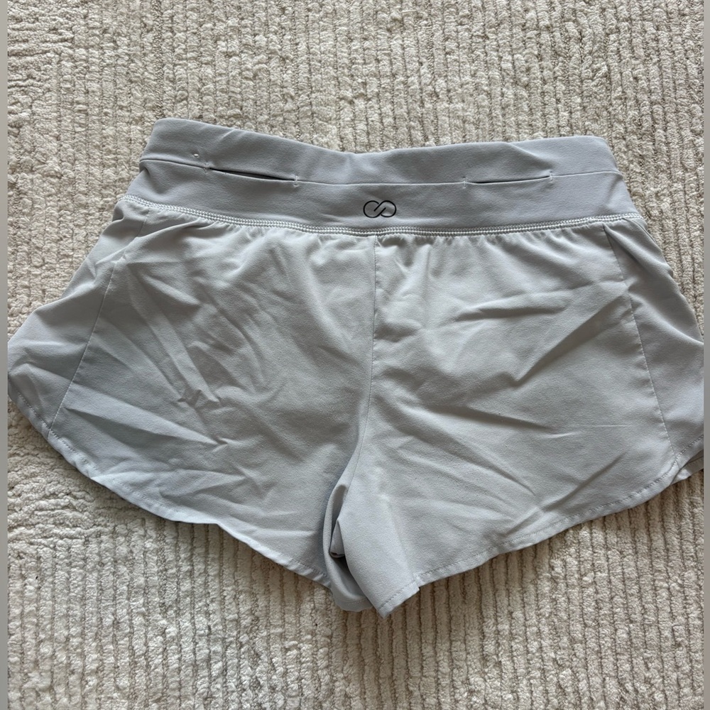 CALIA by Carrie Underwood Women’s Anywhere Petal  Shorts Gray Size XS - Picture 3 of 4
